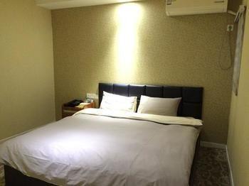Xo Fashion Theme Hotel Dongying Εξωτερικό φωτογραφία